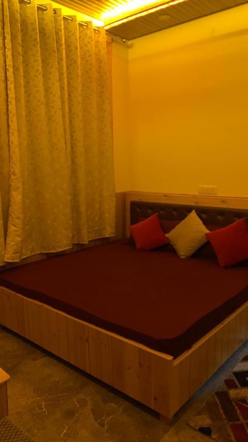 Tulip Flowing River View Hotel. Shamshi Exterior photo